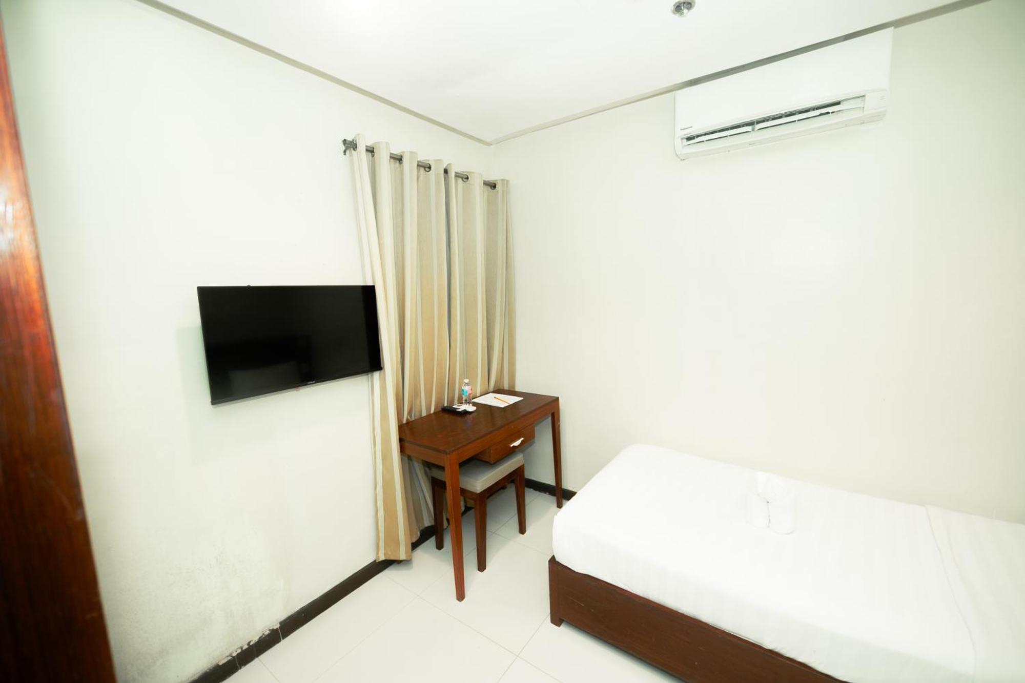 Marianne Hotel Puerto Princesa Exterior photo