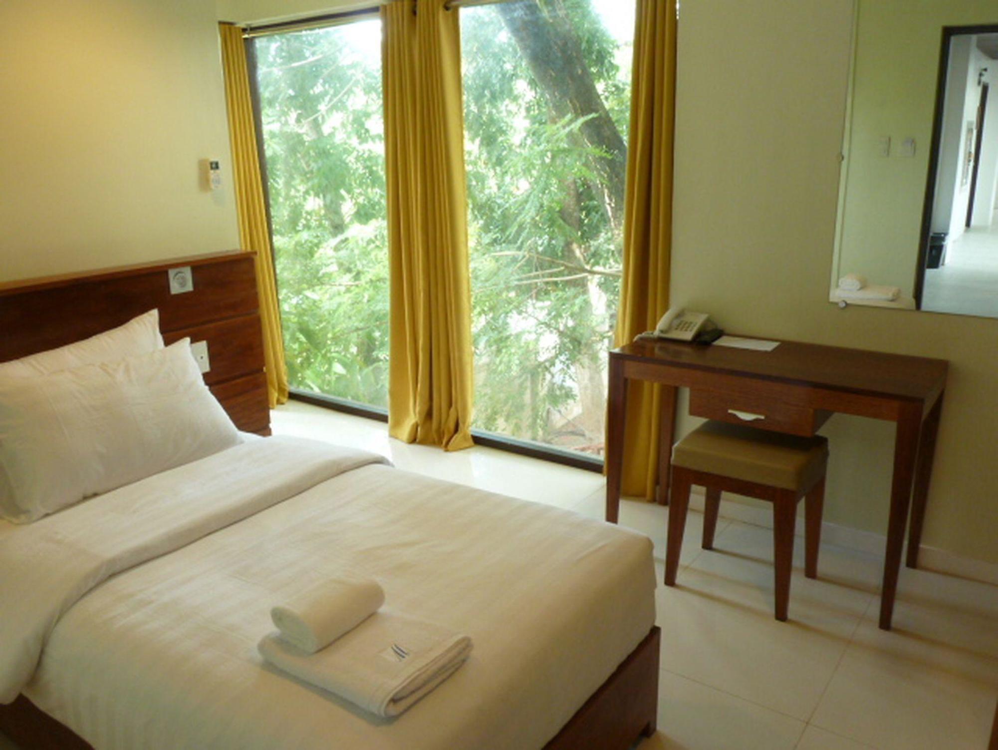 Marianne Hotel Puerto Princesa Exterior photo