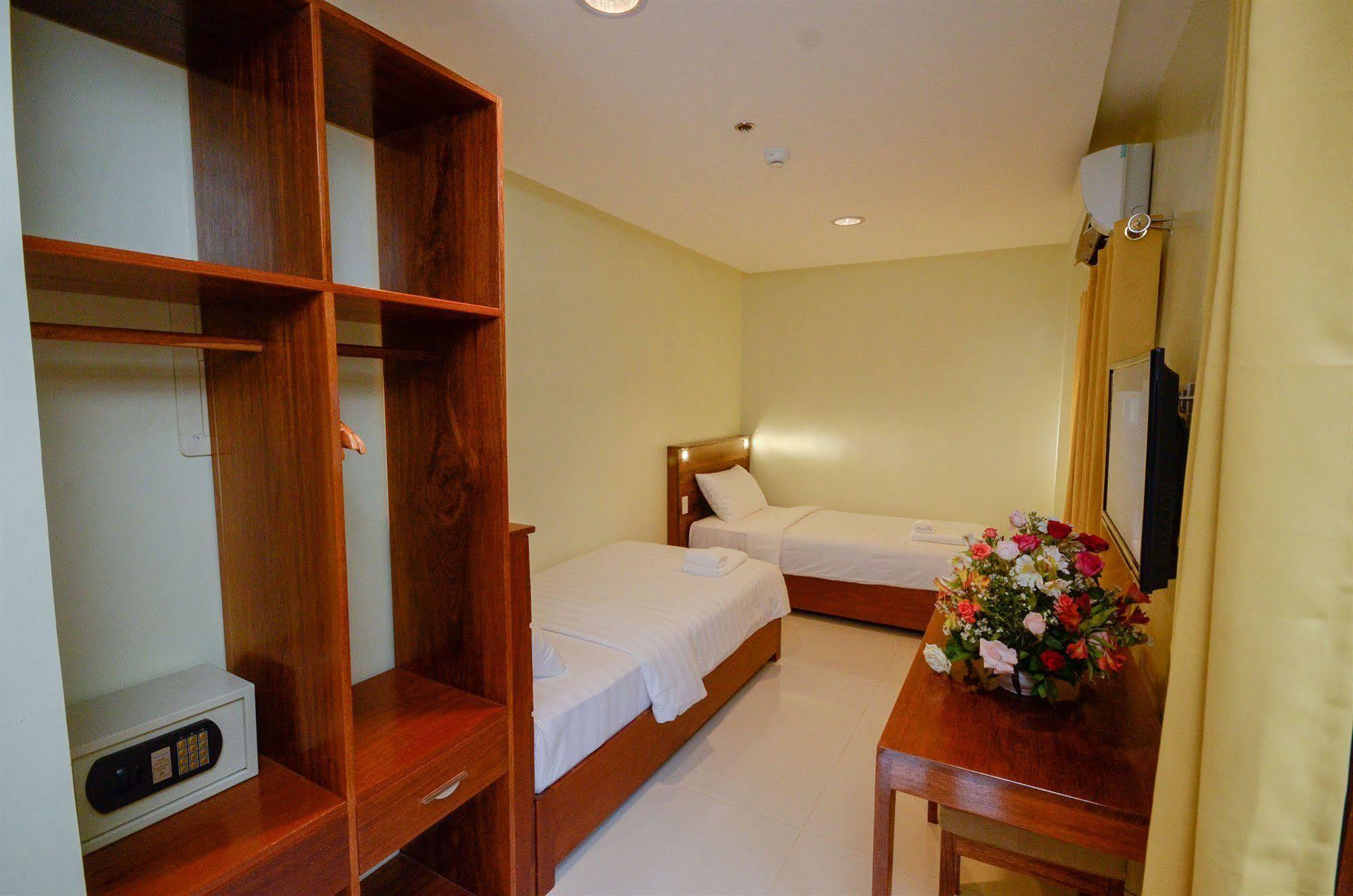 Marianne Hotel Puerto Princesa Exterior photo