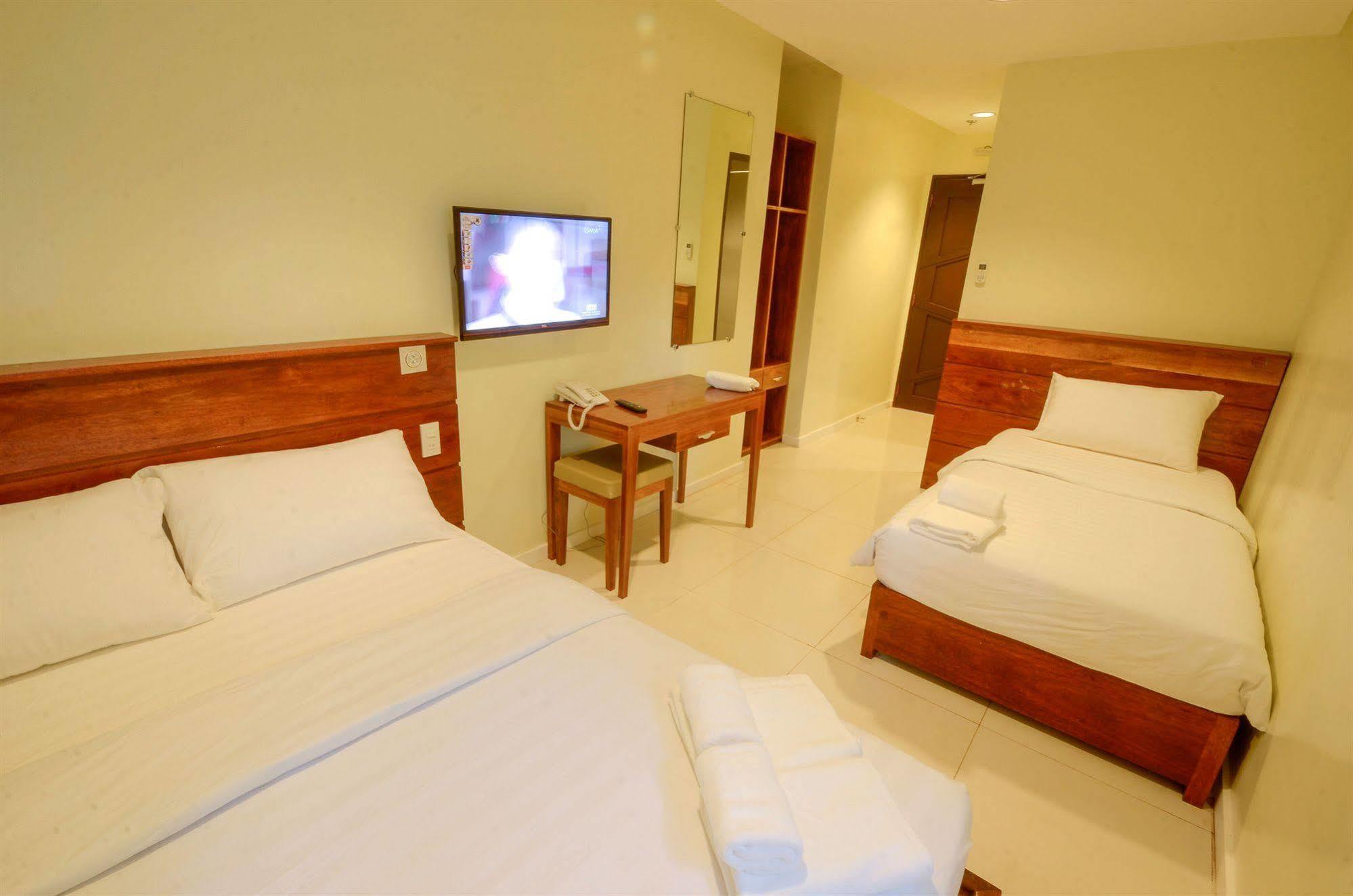 Marianne Hotel Puerto Princesa Exterior photo